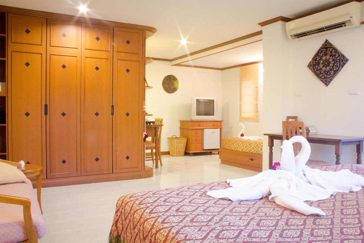 Hua Hin White Villa Hotel - Sha Certified Exterior photo